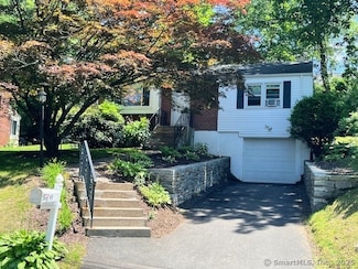 49 Geneva Ave, West Hartford, CT 06107