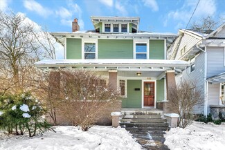 625 Ethel Ave SE, Grand Rapids, MI 49506