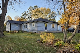 111 Prentice St, Evansville, WI 53536