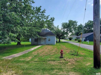 519 Nevada St, Carterville, IL 62918