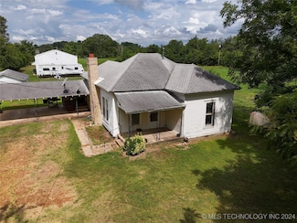 652 N 4230 Rd, Hugo, OK 74743