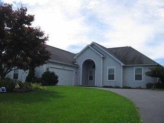 153 Branchbrook Dr, Henrietta, NY 14467