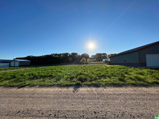 224 Railroad St, Alton, IA 51003