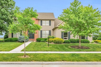 3002 Wynstone Dr, Champaign, IL 61822