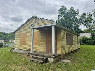 1525 Meadow Ln, Birmingham, AL 35228