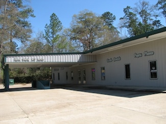 625 W Houston St, Jasper, TX 75951