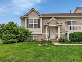1731 Fieldstone Dr N Unit 695, Shorewood, IL 60404