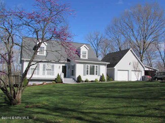 284 Dyer Rd, Draper, VA 24324