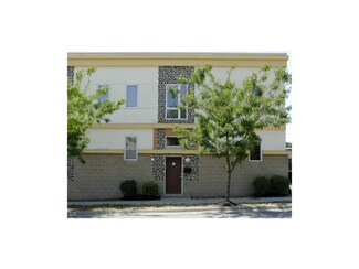 2942 Cherry St Unit 4, Kansas City, MO 64108