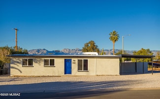 6533 E Calle Bellatrix, Tucson, AZ 85710