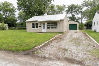 24 Agnes Dr, East Saint Louis, IL 62206