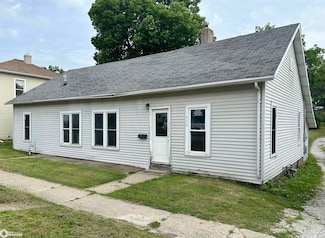 615 Armory Ave, Chariton, IA 50049