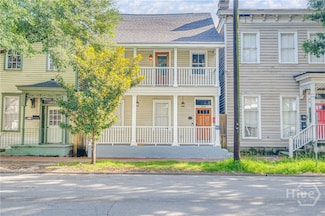 216 W Henry St, Savannah, GA 31401