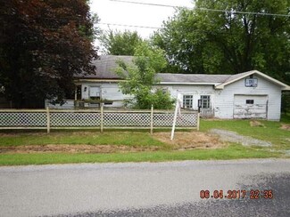 4061 Mapleton St, Jamestown, PA 16134