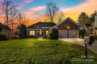 815 Players Ridge Rd, Hickory, NC 28601