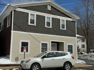 86 Main St, Ossipee, NH 03814