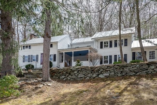 227 New Milford Rd E, Bridgewater, CT 06752