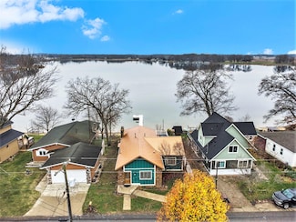 731 Clark Rd, Ceresco, MI 49033