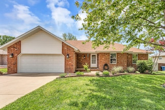 1240 Tyler Ln, Nixa, MO 65714