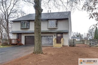 704 Cook Ave, Middlesex, NJ 08846