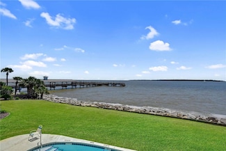 100 Floyd St Unit 203, Saint Simons Island, GA 31522