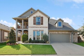 411 Oakcrest Dr, Justin, TX 76247