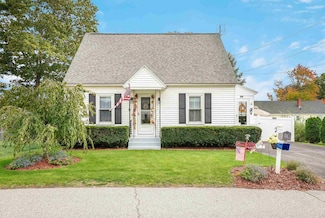 6 Keene St, Bedford, NH 03110