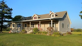 1516 Old Portland Rd, van Meter, IA 50261