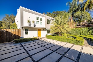 275 NE 89th St, El Portal, FL 33138