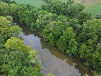 10 Tanglefoot Farms Rd, Festus, MO 63028
