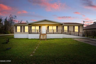 1501 Pennsylvania Ave, Lynn Haven, FL 32444