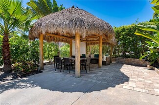 13584 Snook Cir, Naples, FL 34114