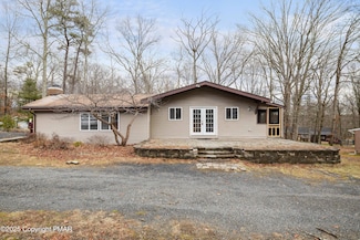 119 Gold Key Rd, Milford, PA 18337