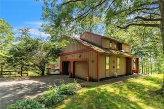530 Perry Hwy, Harmony, PA 16037