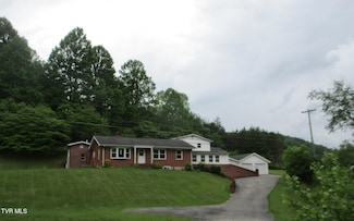 19374 Benhams Rd, Bristol, VA 24202