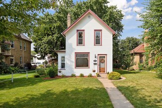 111 N Elm St, Chaska, MN 55318