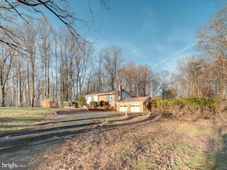 9315 Lees Ridge Rd, Warrenton, VA 20186