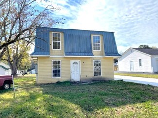 523 W End Ave, McMinnville, TN 37110