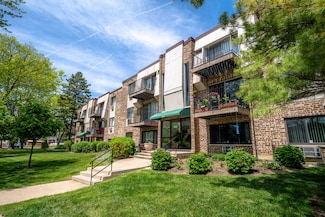 1473 N Winslowe Dr Unit 301, Palatine, IL 60074