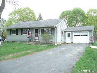 40 Richmond Ln, Avon, NY 14414