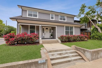 937 W 8th St, Dallas, TX 75208