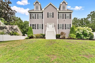3 Laurence St, Tewksbury, MA 01876