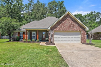 509 Oak Park Cir, Pearl, MS 39208