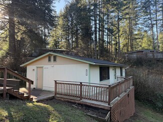 89492 Sutton Place, Florence, OR 97439