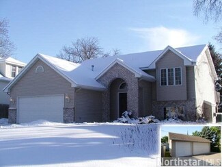 2346 2346 13th Ave E, North St. Paul, MN 55109