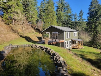 2765 Days Creek Rd, Days Creek, OR 97429