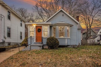 951 Sherman St SE, Grand Rapids, MI 49506