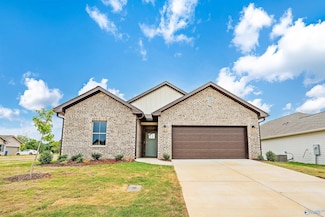 14441 Mountain Stream Dr, Athens, AL 35613
