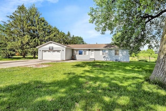 511 S Kankakee St, Godley, IL 60407