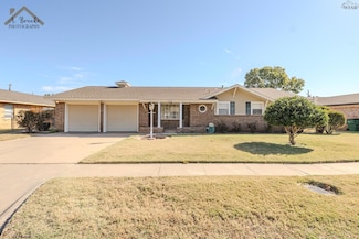 903 Mimosa St, Burkburnett, TX 76354